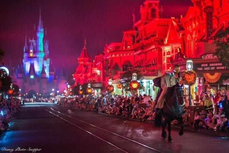 15 Busiest Days and Weekends at Walt Disney World