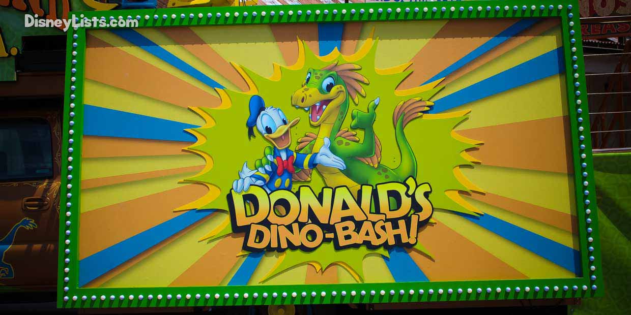 News Donald S Dino Bash Opens At Disney S Animal Kingdom Disneylists Com